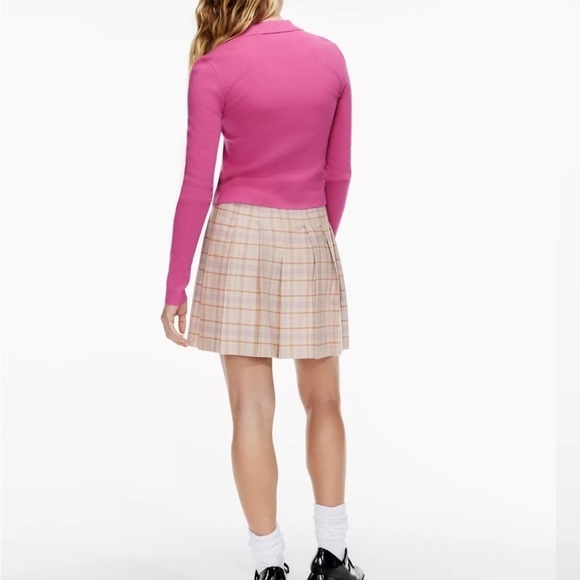 Aritzia Sunday Best Olive Micro Pleated Skirt - Picture 4 of 11